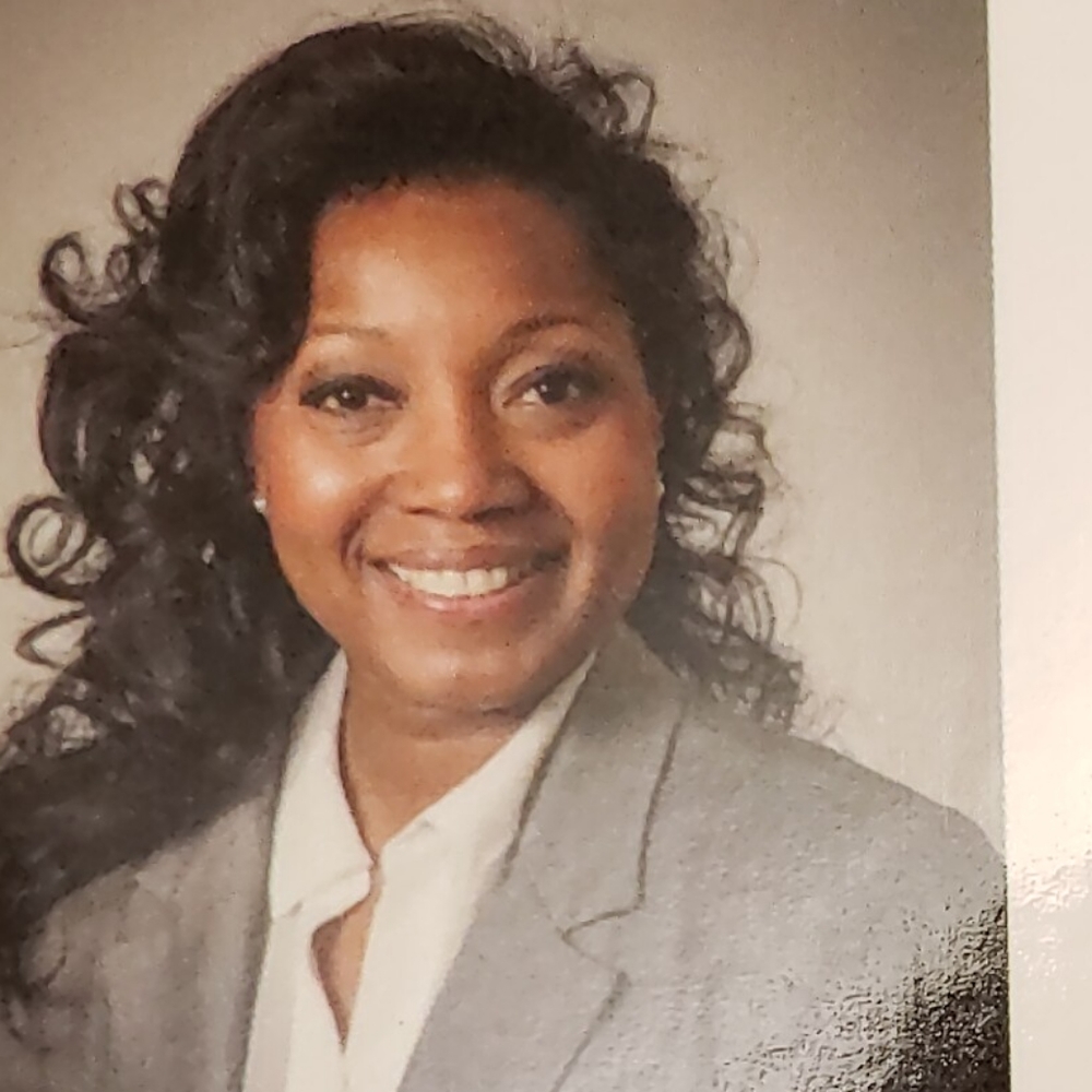 Meet your Posher, Karen a.